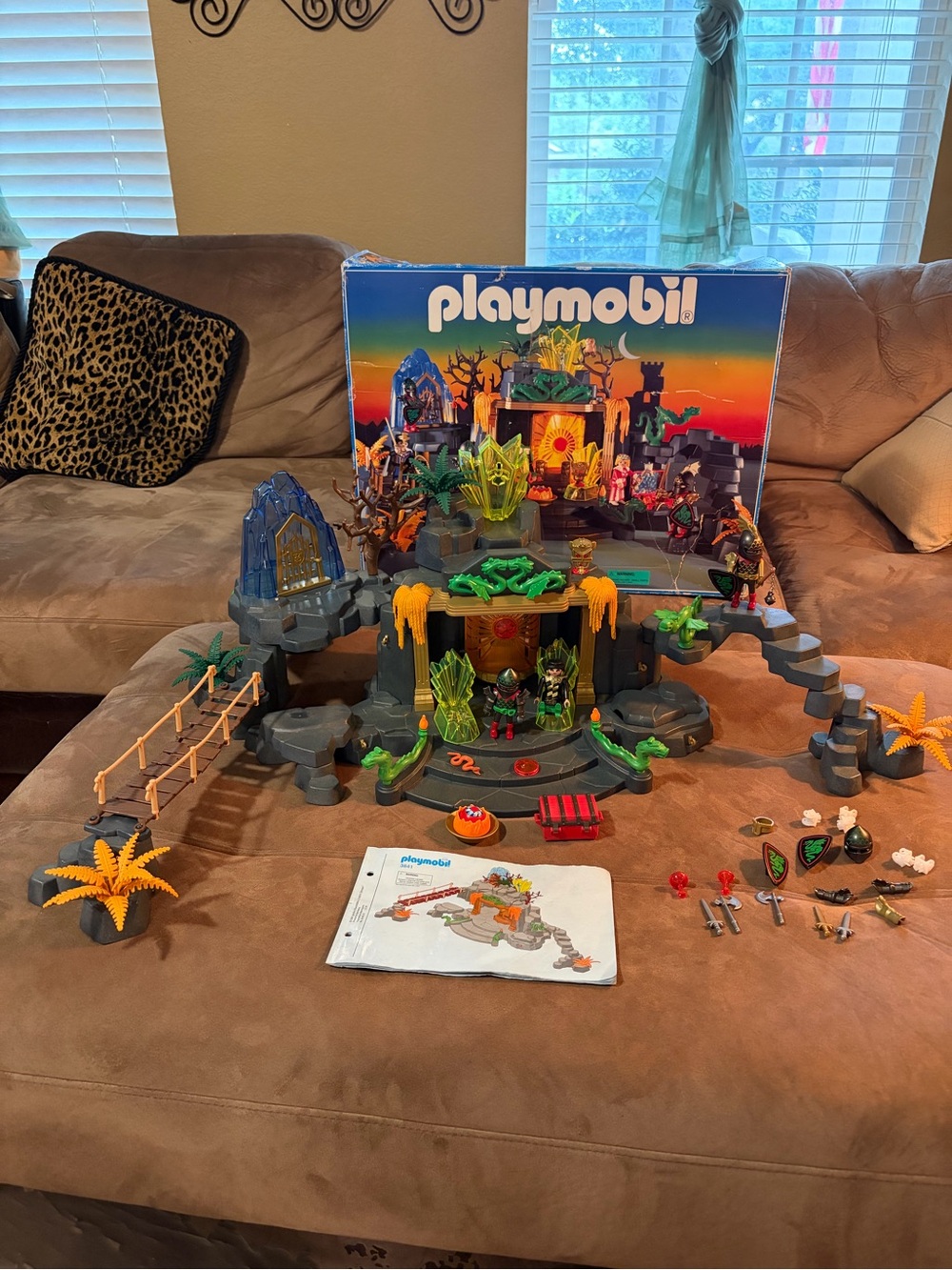 1995 Playmobil Magic Knights Dragon Temple #3841 Nearly Complete